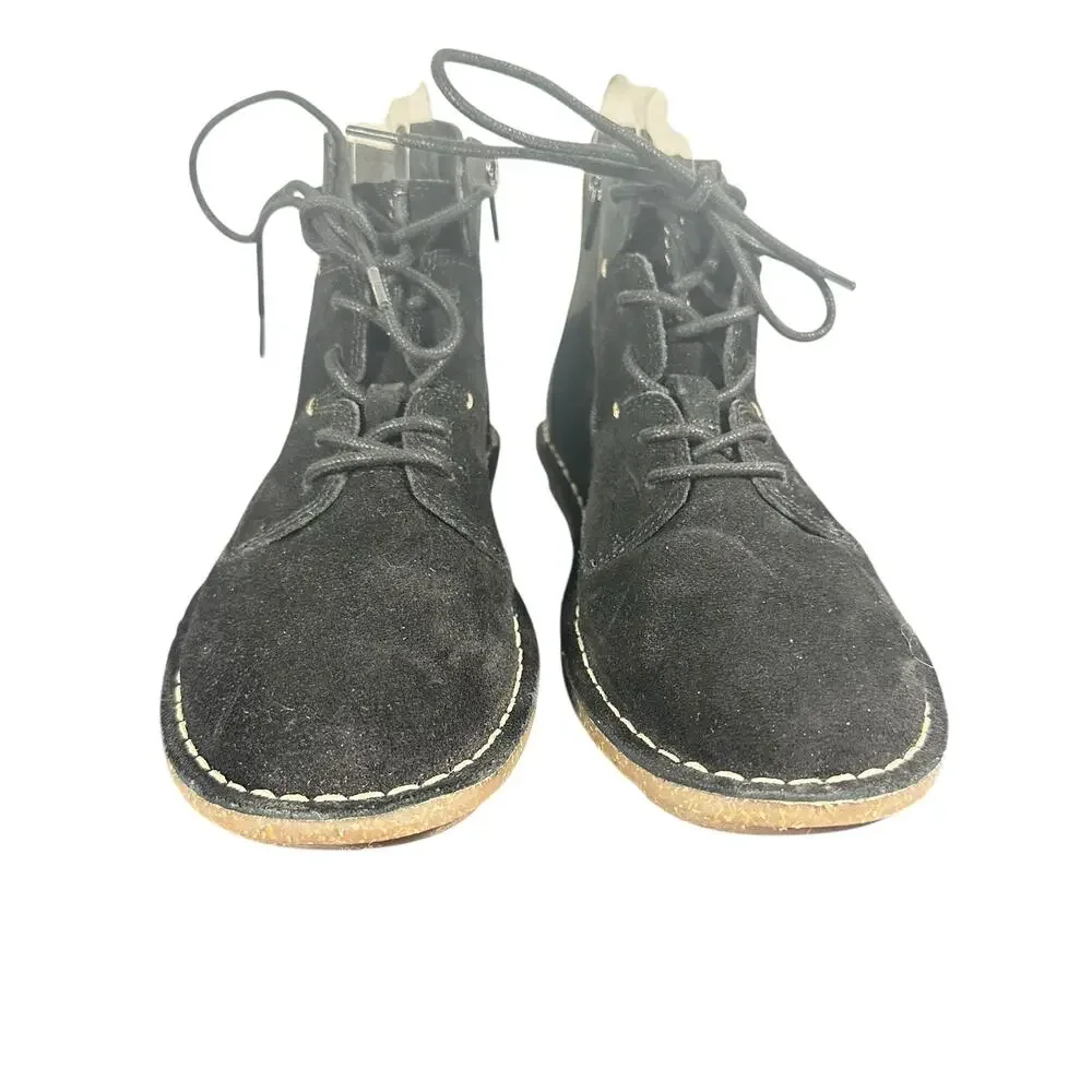 Clarks Women's Boots Size 7 US Suede Lace-Up Comfort Black Casual Ankle Shoes